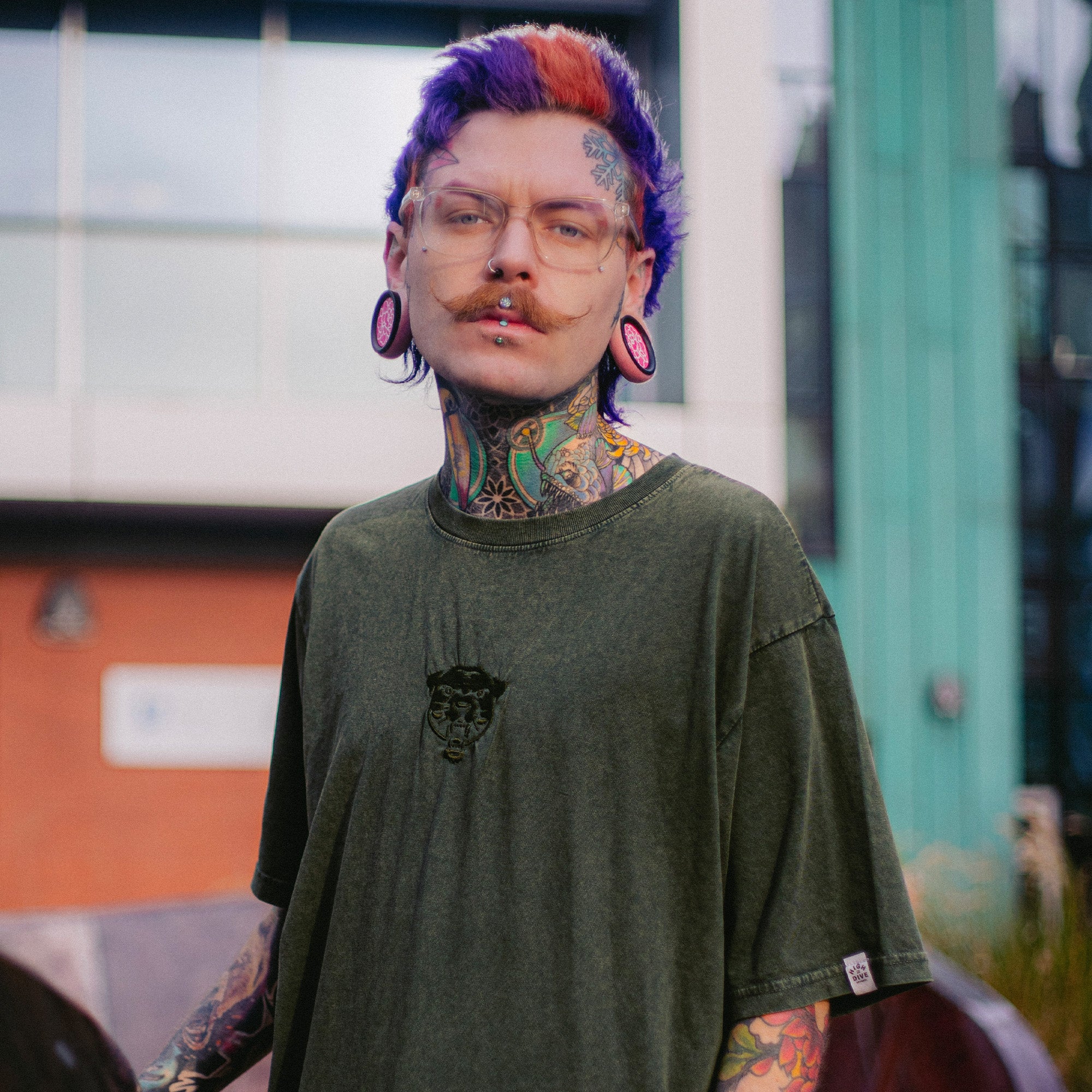 Limited Edition Embroidered Panther Oversized Stonewash Tee High Dive