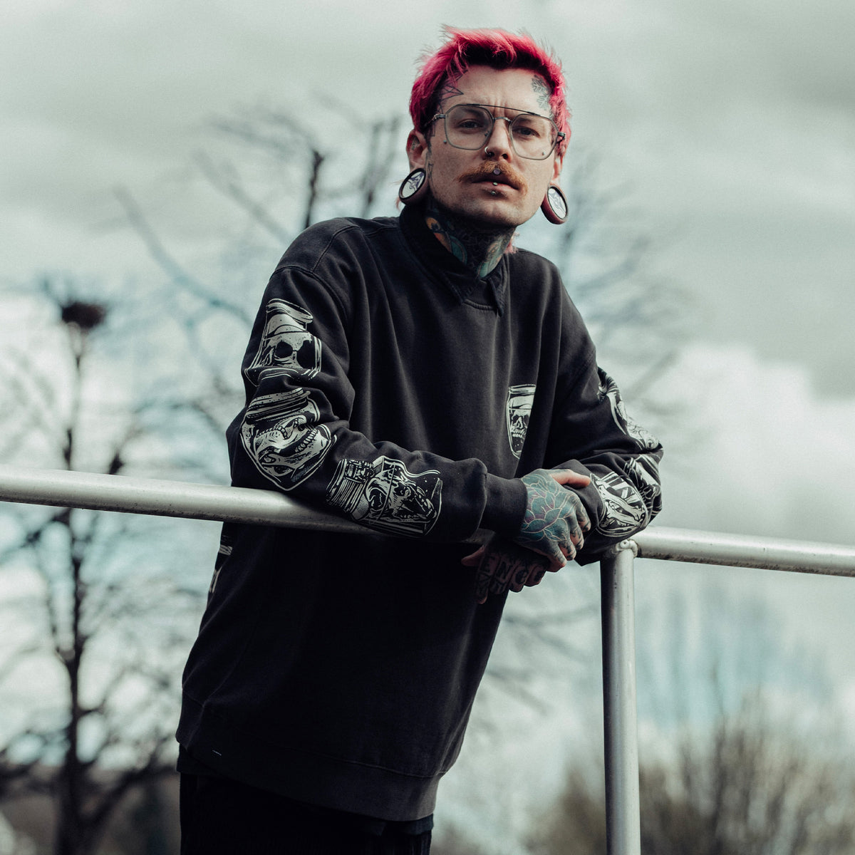 Collector Faded Oversized Crew