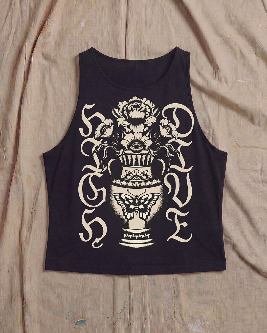 Vase Black Crop Tank Top