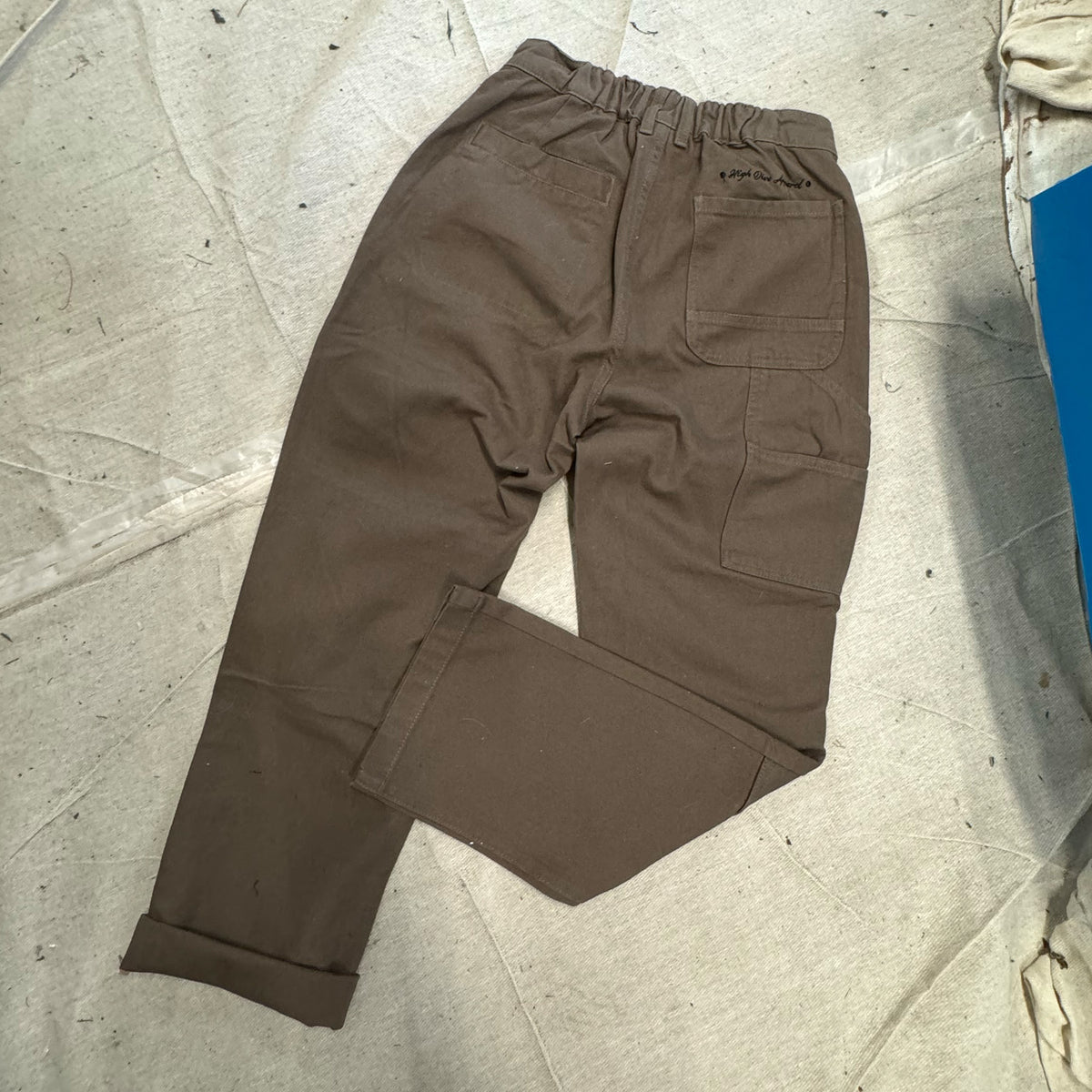 Pantalones de carpintero de lona marrón