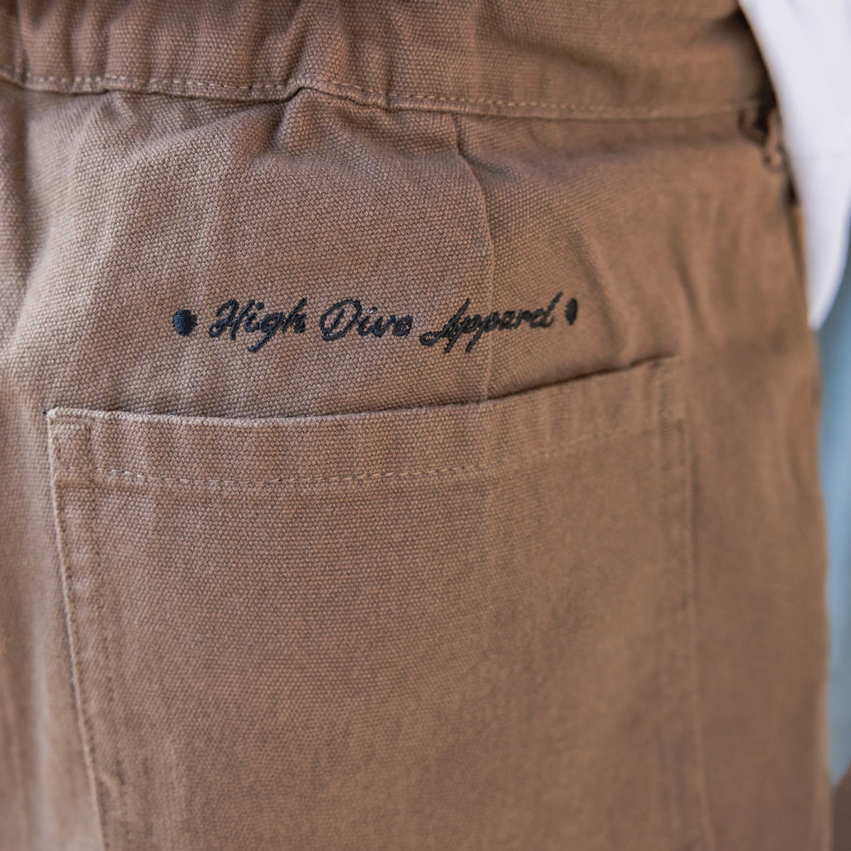 Pantalones de carpintero de lona marrón