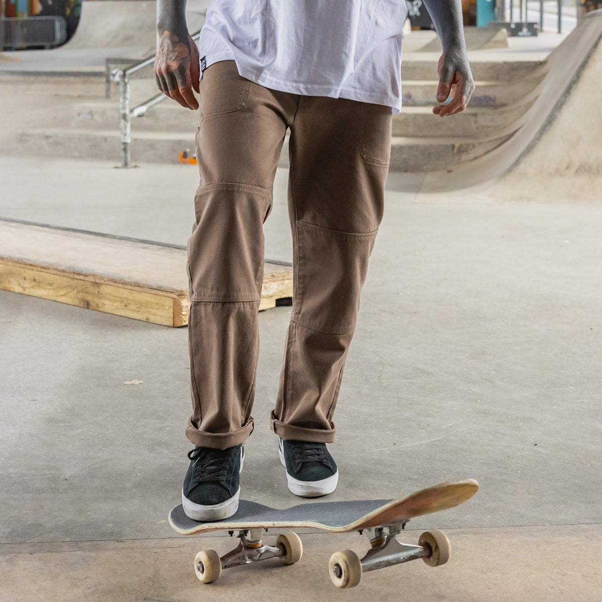 Pantalones de carpintero de lona marrón