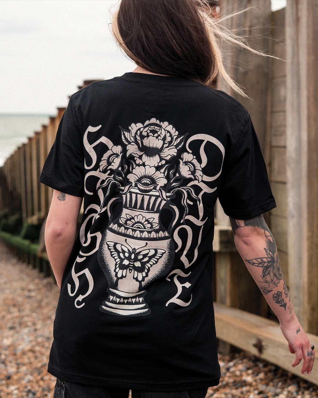 TG Vase Black T-Shirt