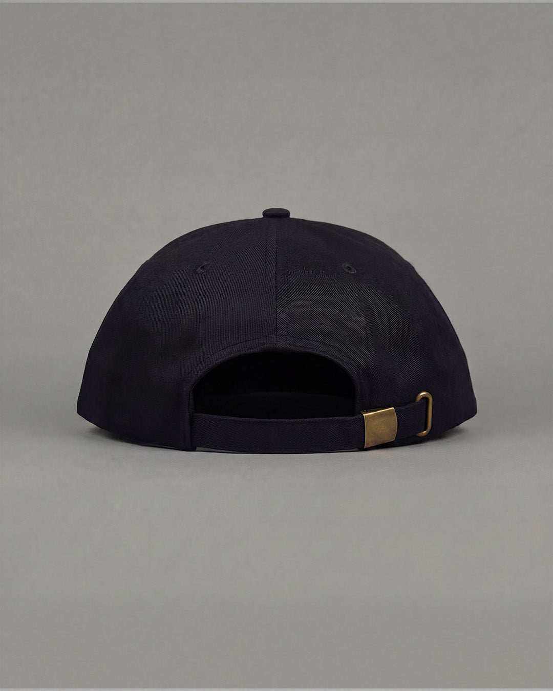 Roam Black Cap