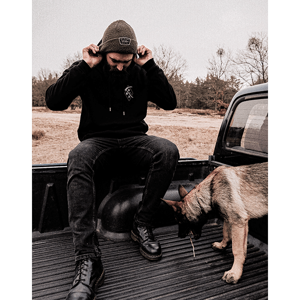 Sudadera con capucha La vida es sombría 